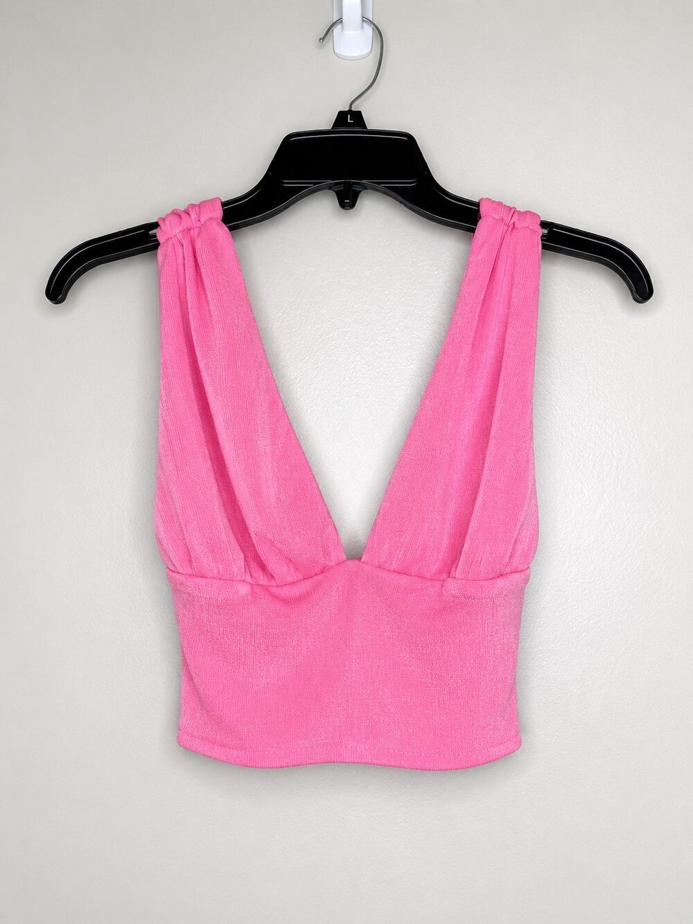 Lyaner Pink Plunging V-Neck Crop Top | XS | Ruched Sleeveless Going Out Tank